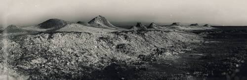 В долине грязевых вулканов.