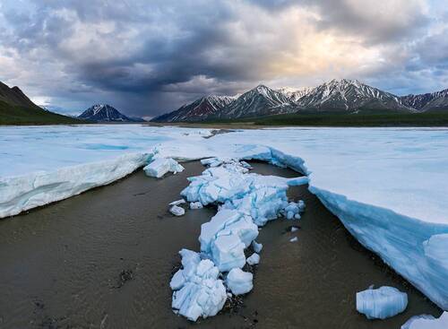 Весна в горах Сунтар-Хаята