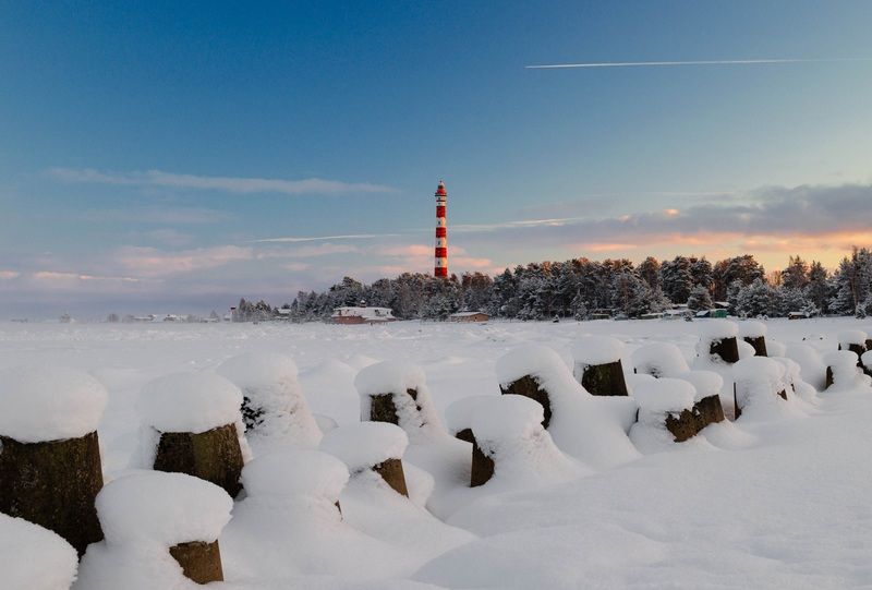 зима, маяк, осиновецкий маяк, снег, закат, ладожское озеро, lighthouse, winter, snow, sunset, пейзаж, landscape Осиновецкиц маяк фото превью