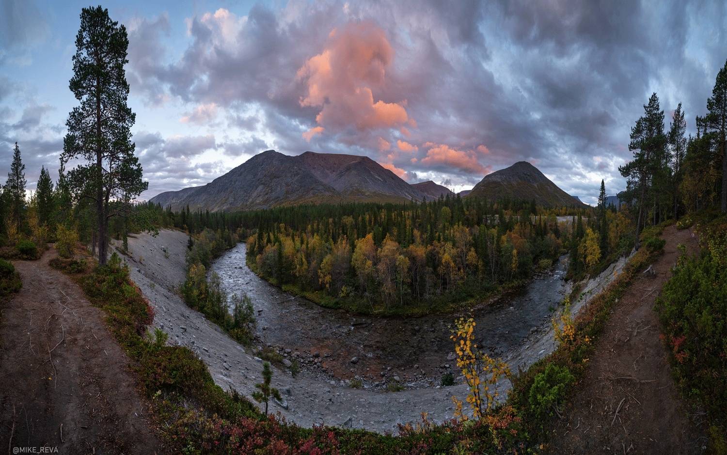 , Михаил Рева