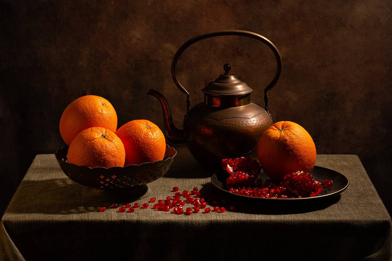 гранат, апельсины, блюдо, чайник, тарелка., Рут