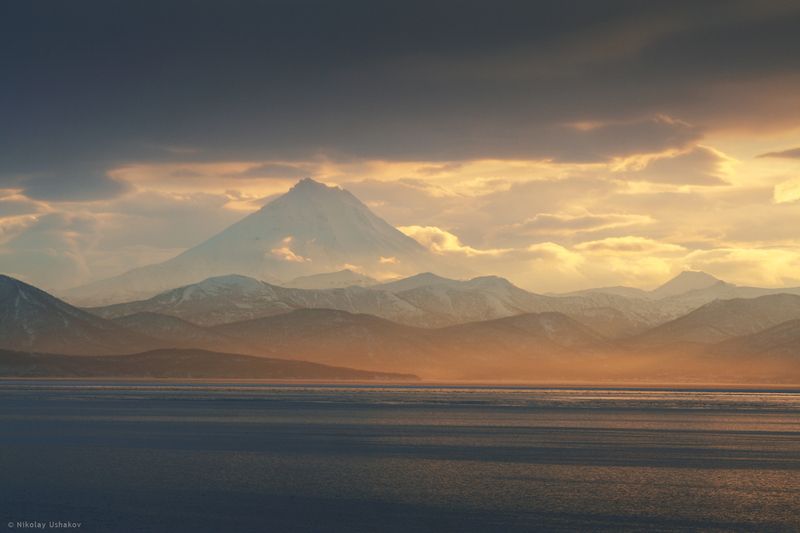 Камчатка, Авачинская бухта бухта на закате фото превью