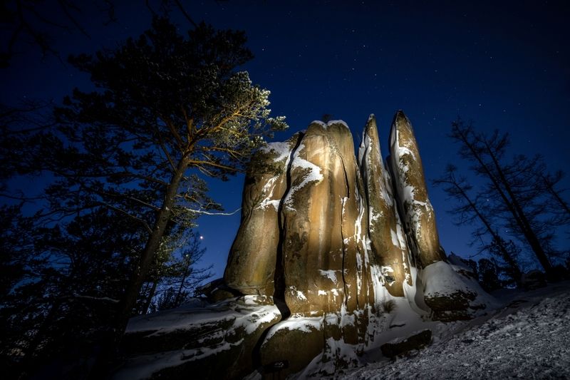 красноярские столбы, красноярск, скала перья Ночные Столбы фото превью