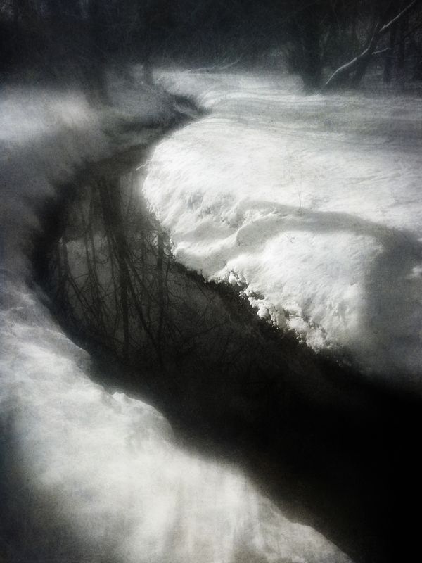 чб, пейзаж, зима, река Чёрная на белом. фото превью