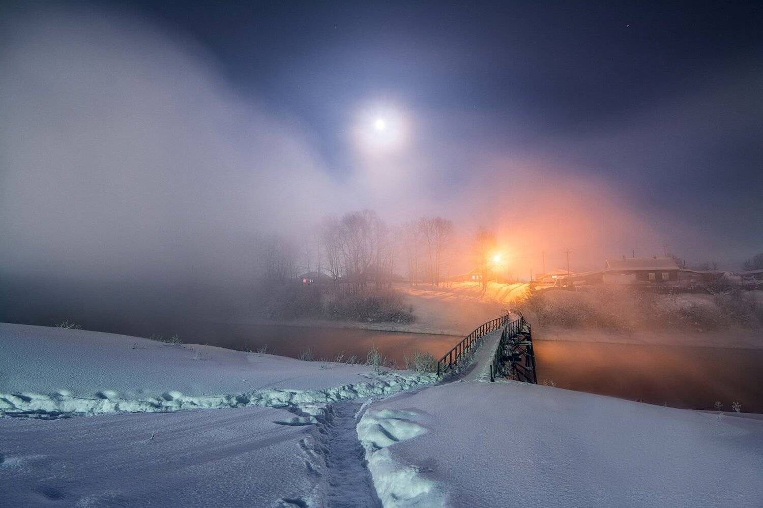 , Устюжанин Михаил