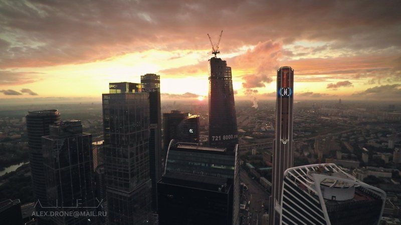 Эпично над Москвой фото превью