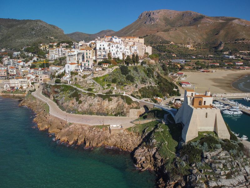 Сперлонга, Италия фото превью