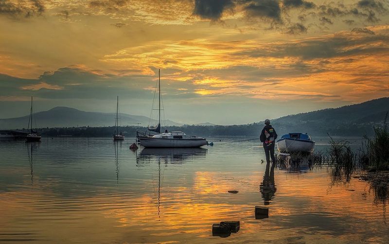 Wędkowanie o zachodzie słońca фото превью