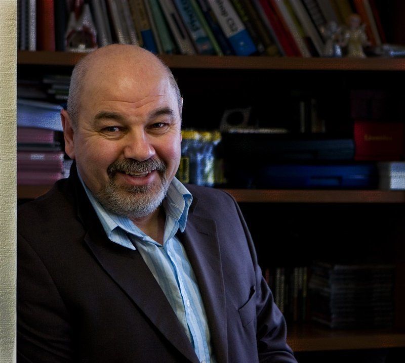 Портрет душевного человека фото превью