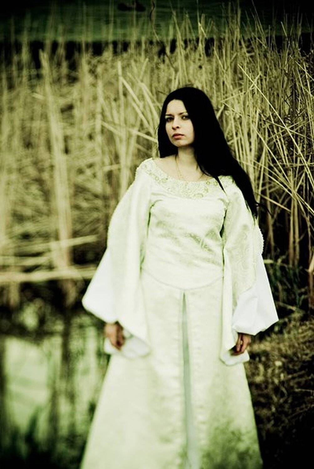девушка, платье, белое, средневековье, камыши, озеро, принцесса, skubird