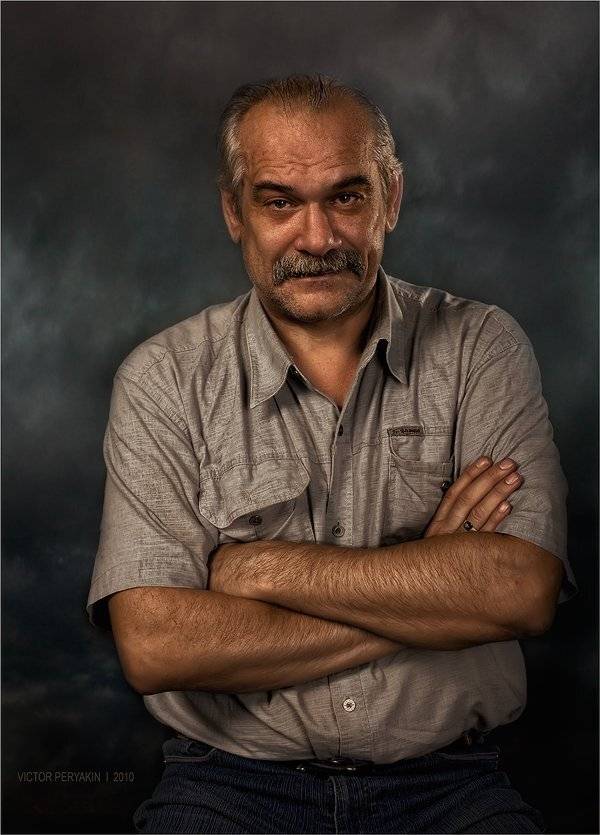 , Виктор Перякин