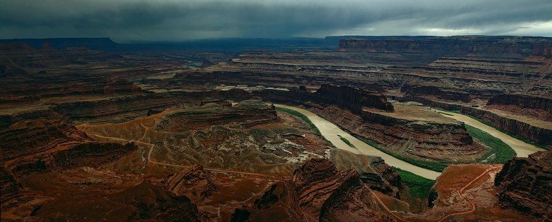 The storm on Dead Horse Point State Park. фото превью