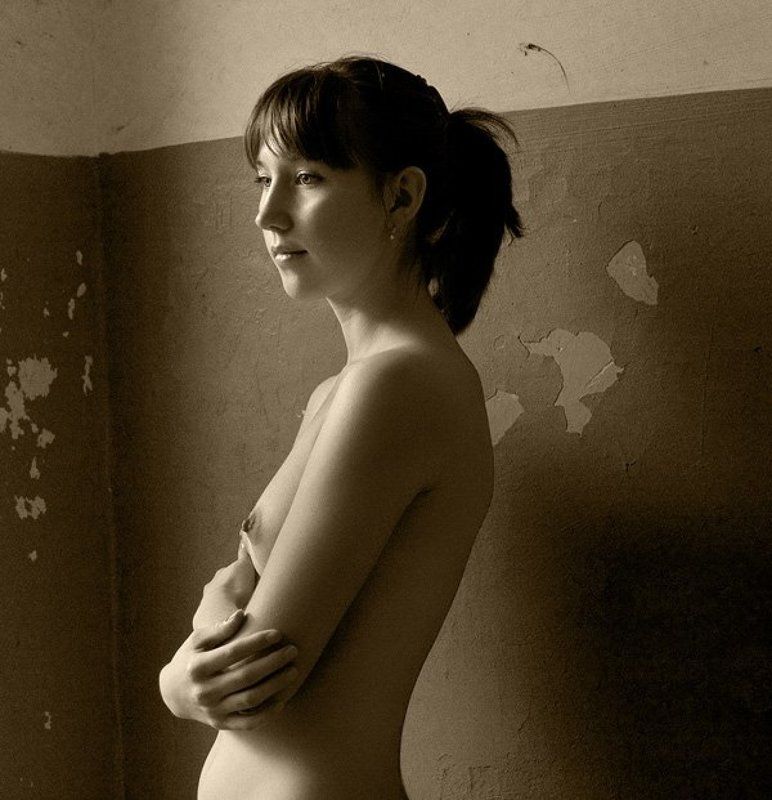 perec, подъезд, девушка, ню В поисках равновесия фото превью