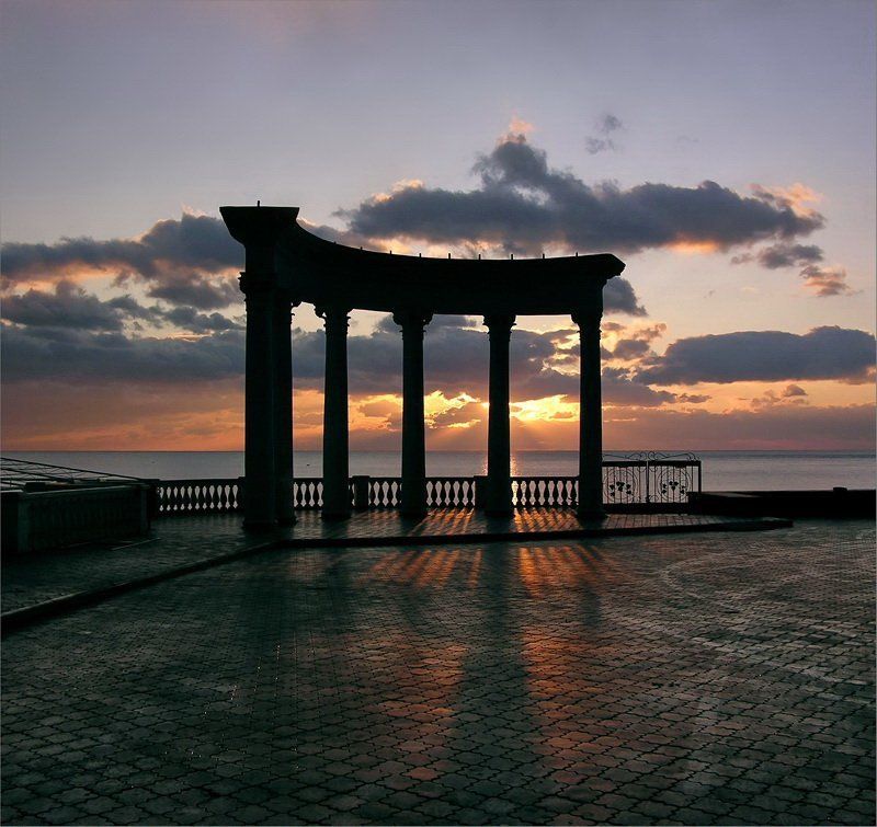 алушта, набережная, ротонда, крым Алуштинская ротонда фото превью