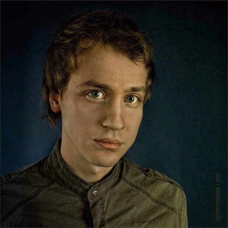 роман, пахомов, актер, кино, портрет, Виктор Перякин