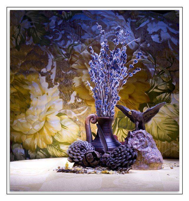 натюрморт, сиреневый, шишки, перо, орел, Александр Мартынов