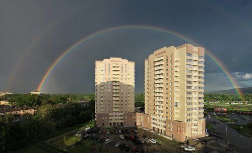 Под куполом