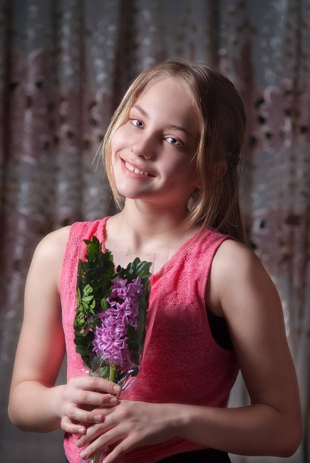 букет, девочка, поздравление, праздник, улыбка, цветы, Галя