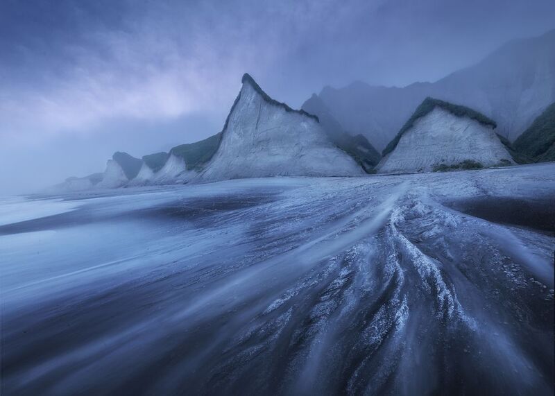 Белые скалы фото превью