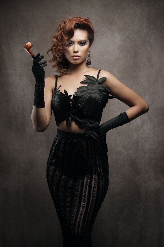 J Y E фото превью