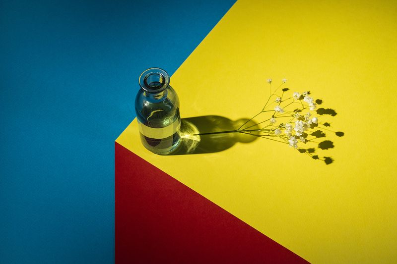 цвет, натюрморт, геометрия, синий, желтый, красный Цветотерапия фото превью