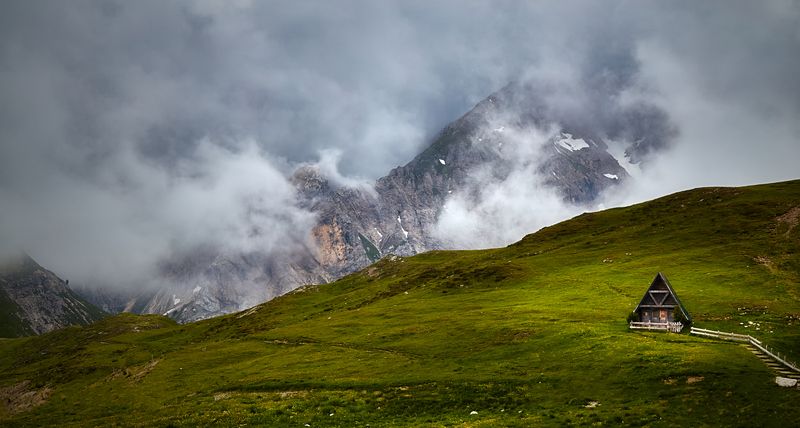 Часовня фото превью