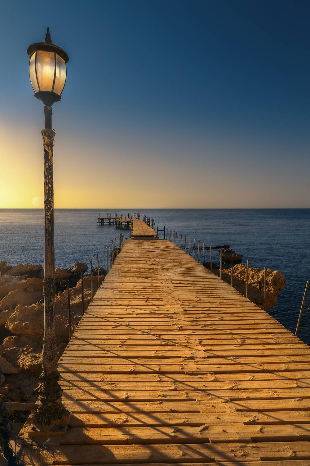 море, небо, утро, фонарь, Макаров Роман