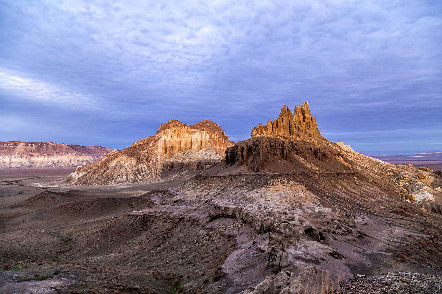 Айракты, Бозжира, Кокосем, Кокесем, Казахстан, Мангистау, Каньон, Тузбаир, отражение, Клыки, Корабль, Бокты, Лензбол, Арка, Закат, рассвет, день, пейзаж, долина шаров, яйца динозавров, Шергала, Тетис, Тирамису, Устюрт, Национальный парк, нацпарк, тучи, об, Евгений Бондарь