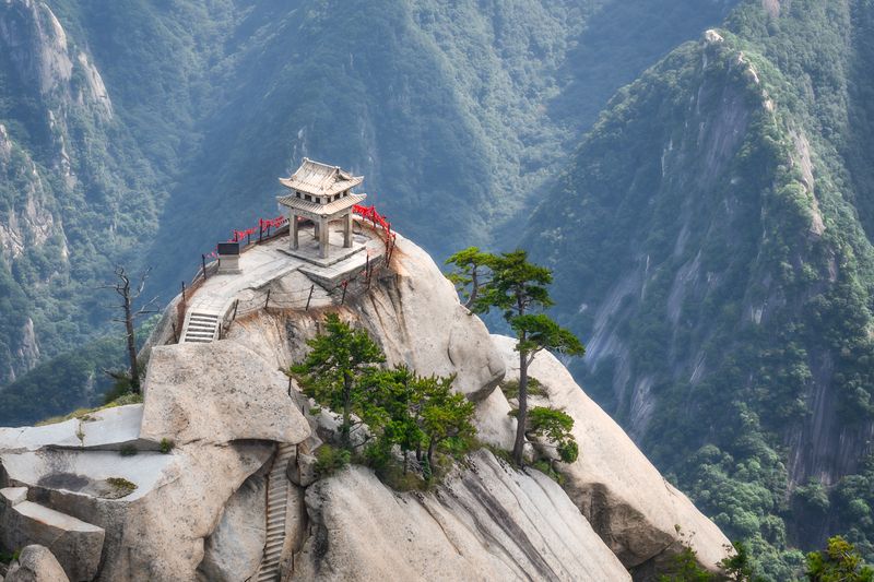 китай, пейзаж, архитектура, хуашань, горы, china, mountain, huashan Шахматный павильон на горе Хуашань фото превью