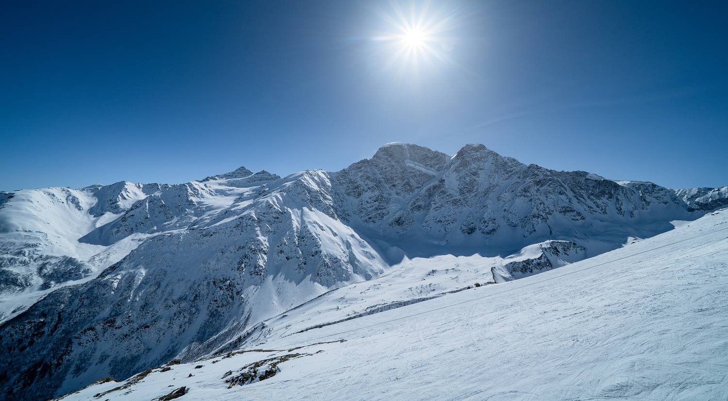 Россия, Кабардино-Балкария, Приэльбрусье, гора Чегет, гора Донгуз-Орун, ледник Семёрка, Гаврилов Юрий