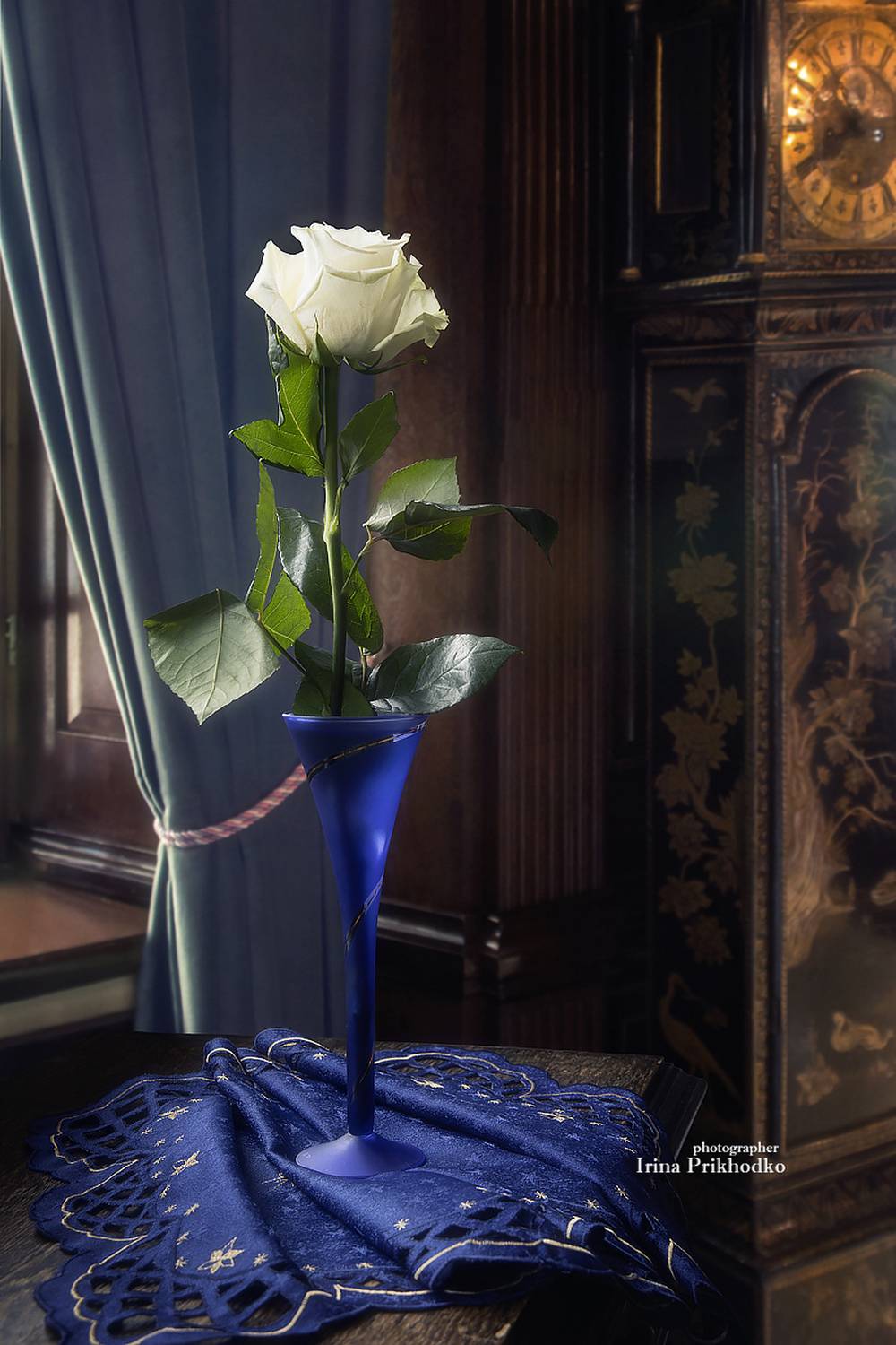 натюрморт, цветы, роза, интерьер, Приходько Ирина