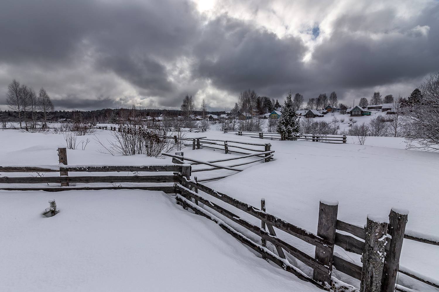 изгородь, снег, небо, деревня, зима, тучи., Анкудинов Леонид