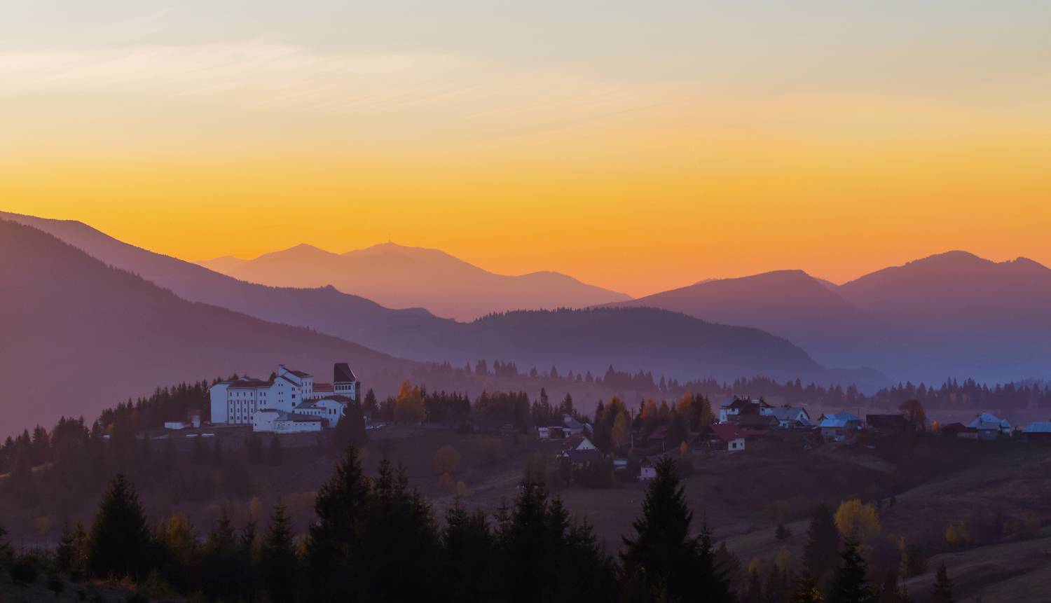 горы пейзаж осень вечер деревня, Мурзинов Виктор