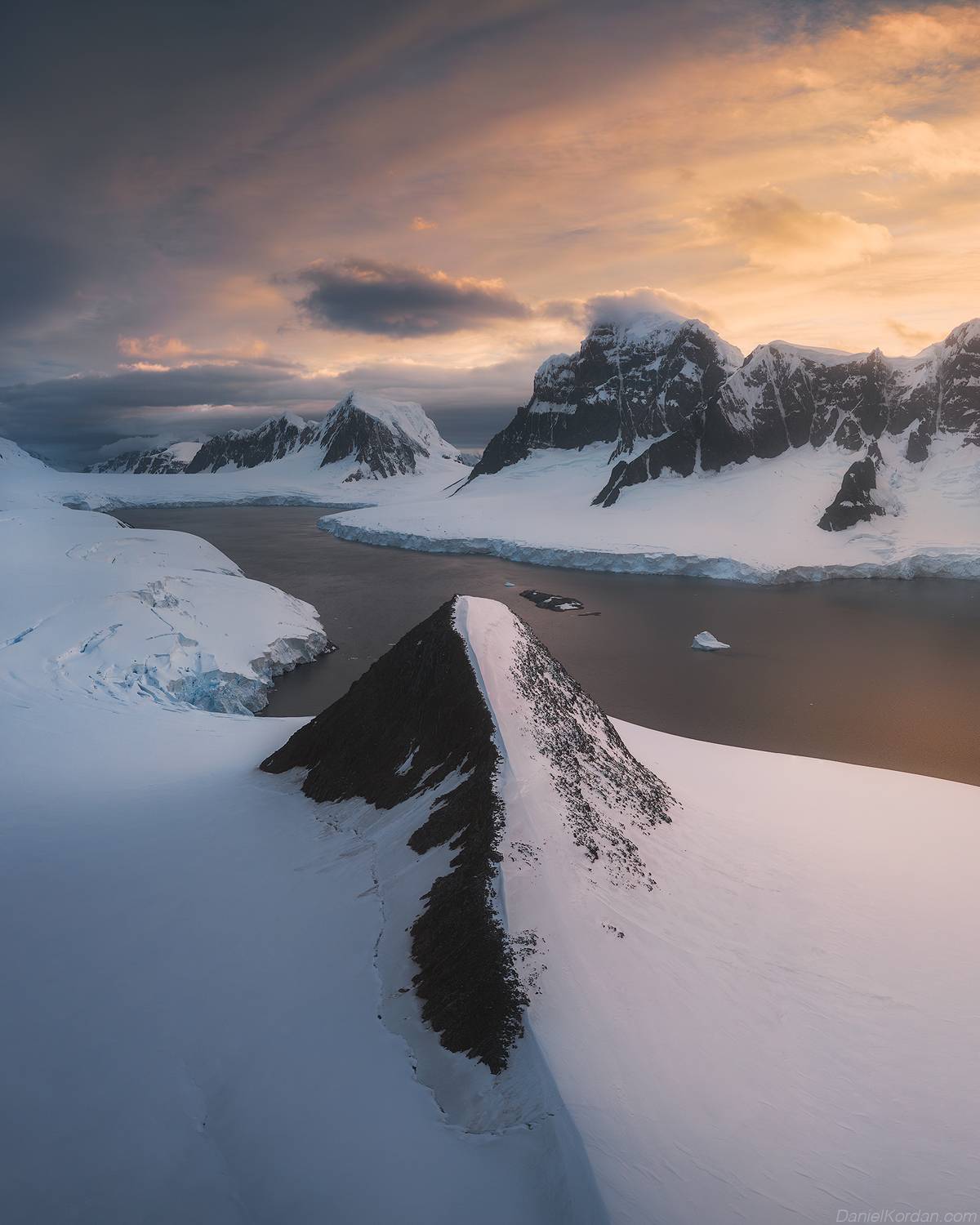 Antarctica, Даниил Коржонов