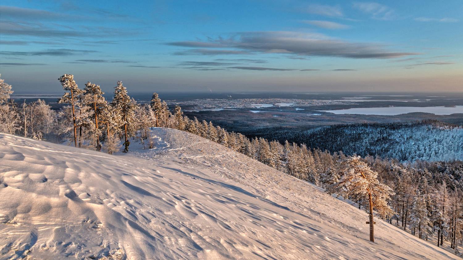 , Ушаков Валерий