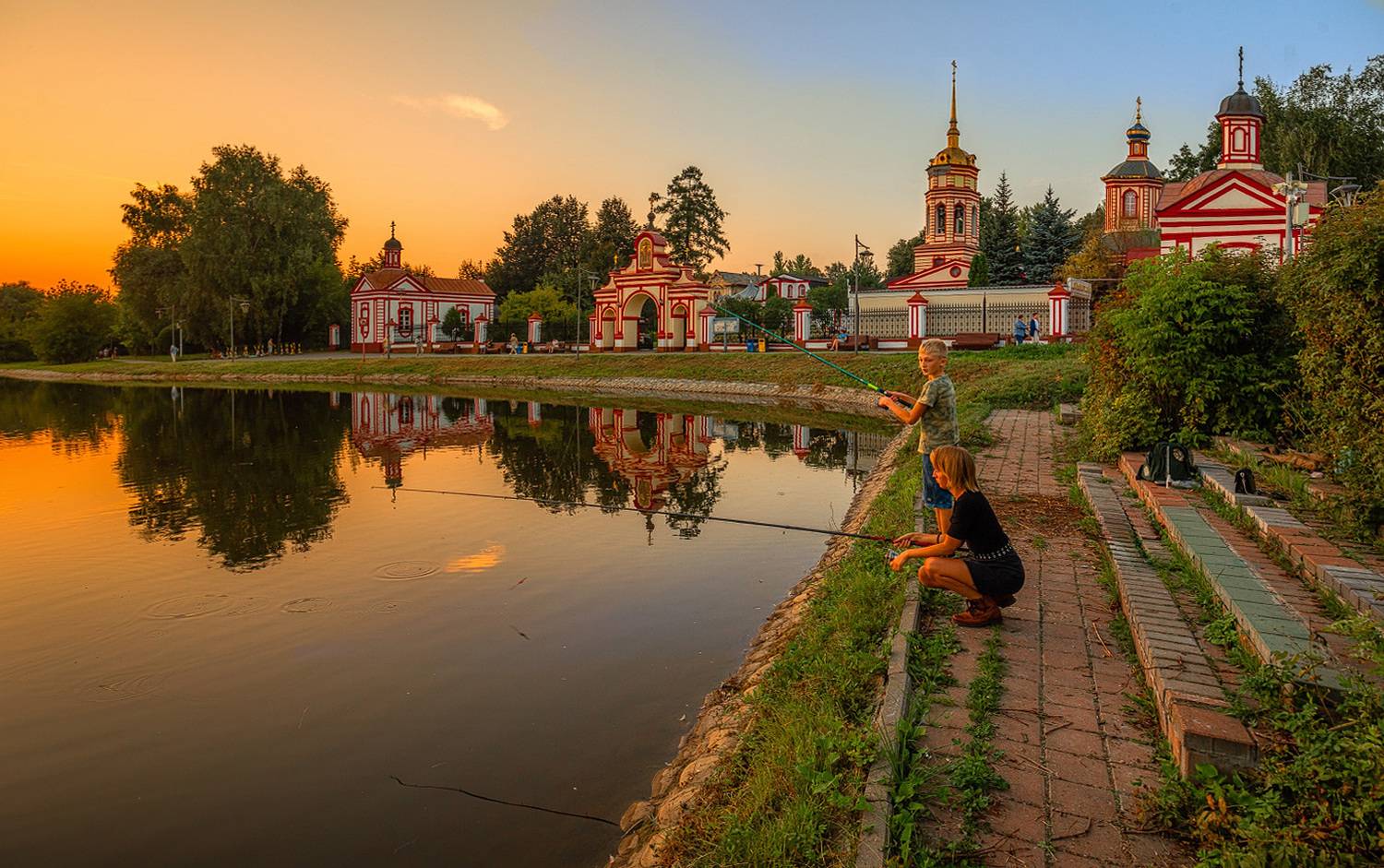 москва, вечер, дети, рыбалка, усадьба, храм, пруд, Виктор Климкин