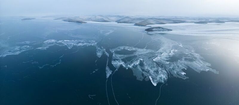 ...Над тонким льдом... фото превью