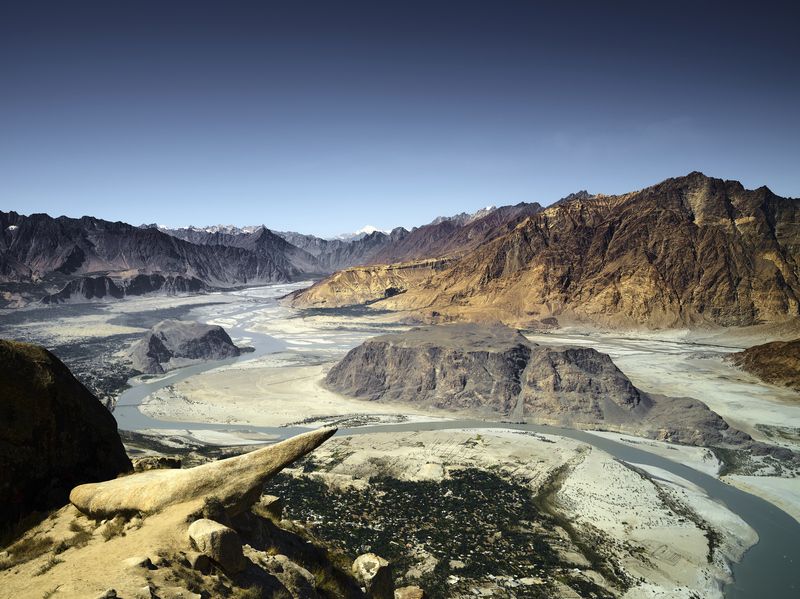 Mansur rock Pakistan travel Medium format Phase one 150 mpix mountain travel photography  Marsur rock фото превью