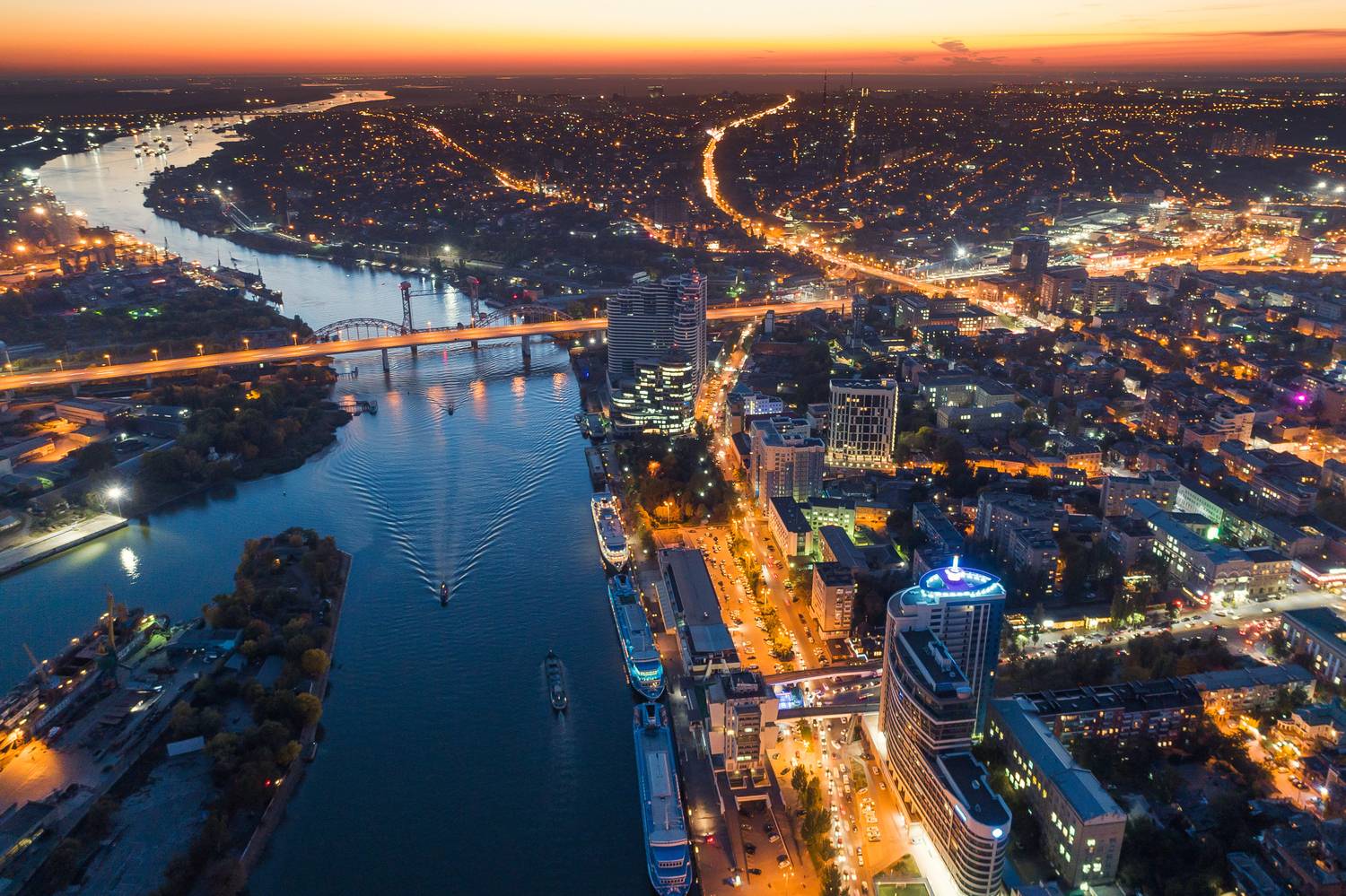 , Денис Демков