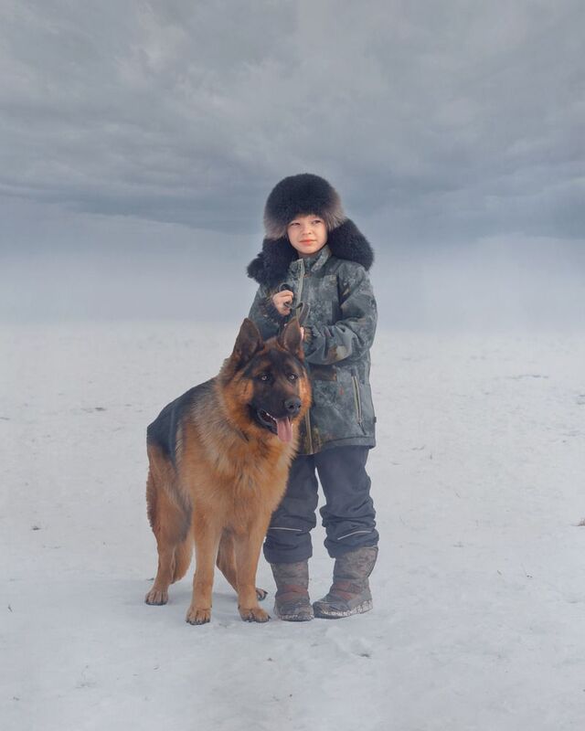 собака животные дети  фото превью