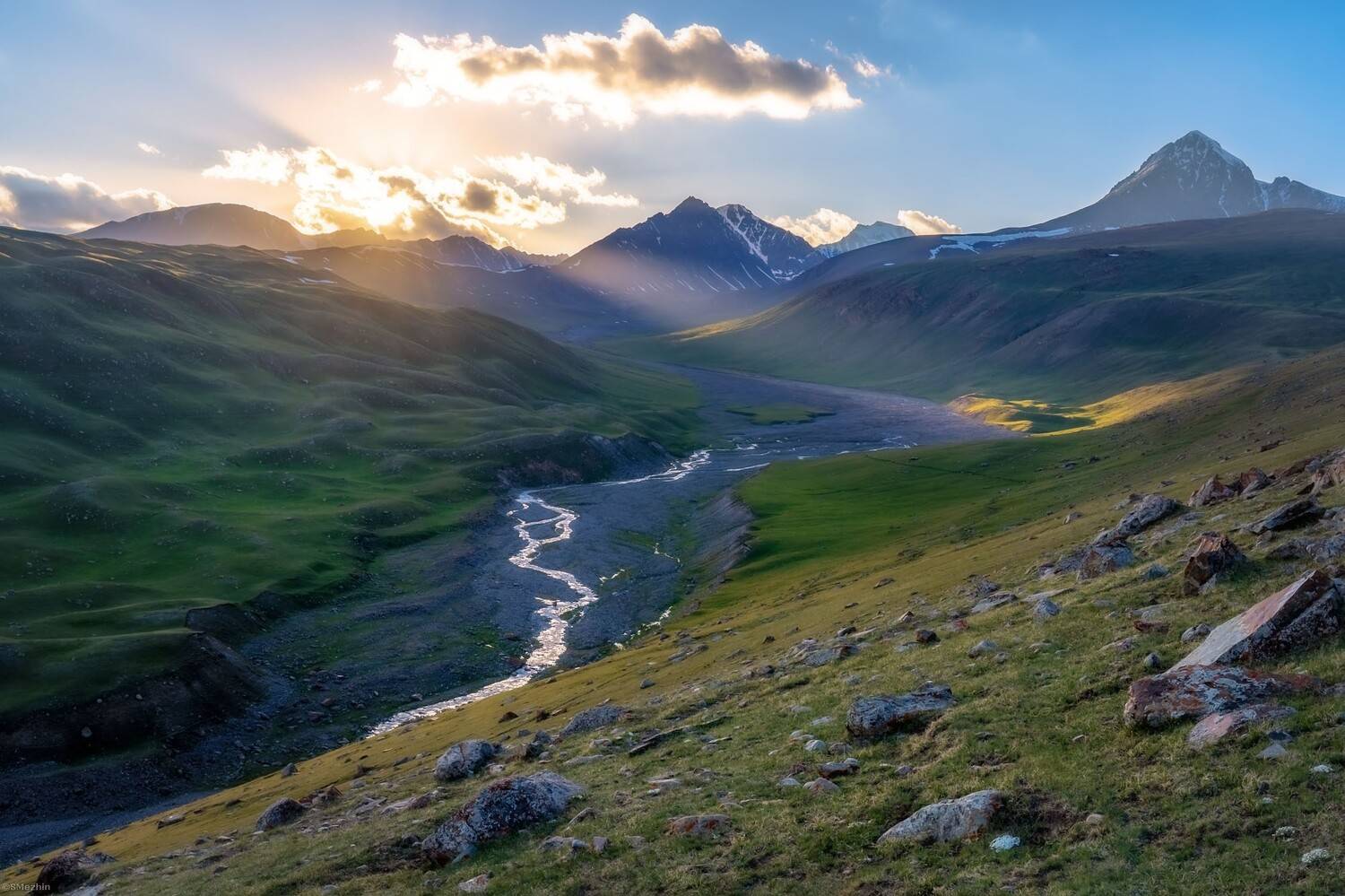 , Сергей Межин