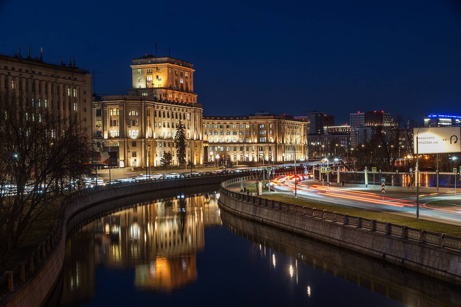 Москва ночь Яуза, Духанин Сергей