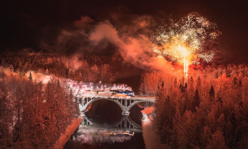 ПДМ, поезддедамороза, поезд, паровоз, карелия, транспорт, ржд, пар, движение, ночь, салют, мост, река, янисъярви Photo #119 фото превью