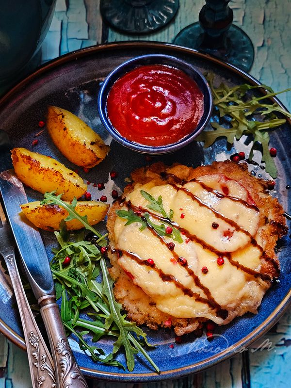 Цыпленок по-милански и Капрезо фото превью