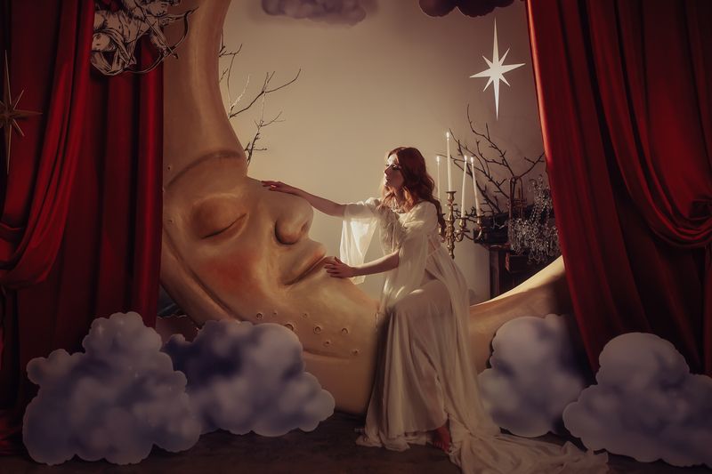 девушка, постановочное фото, женский портрет, общий план, фотостудия, сказка The Night Story фото превью