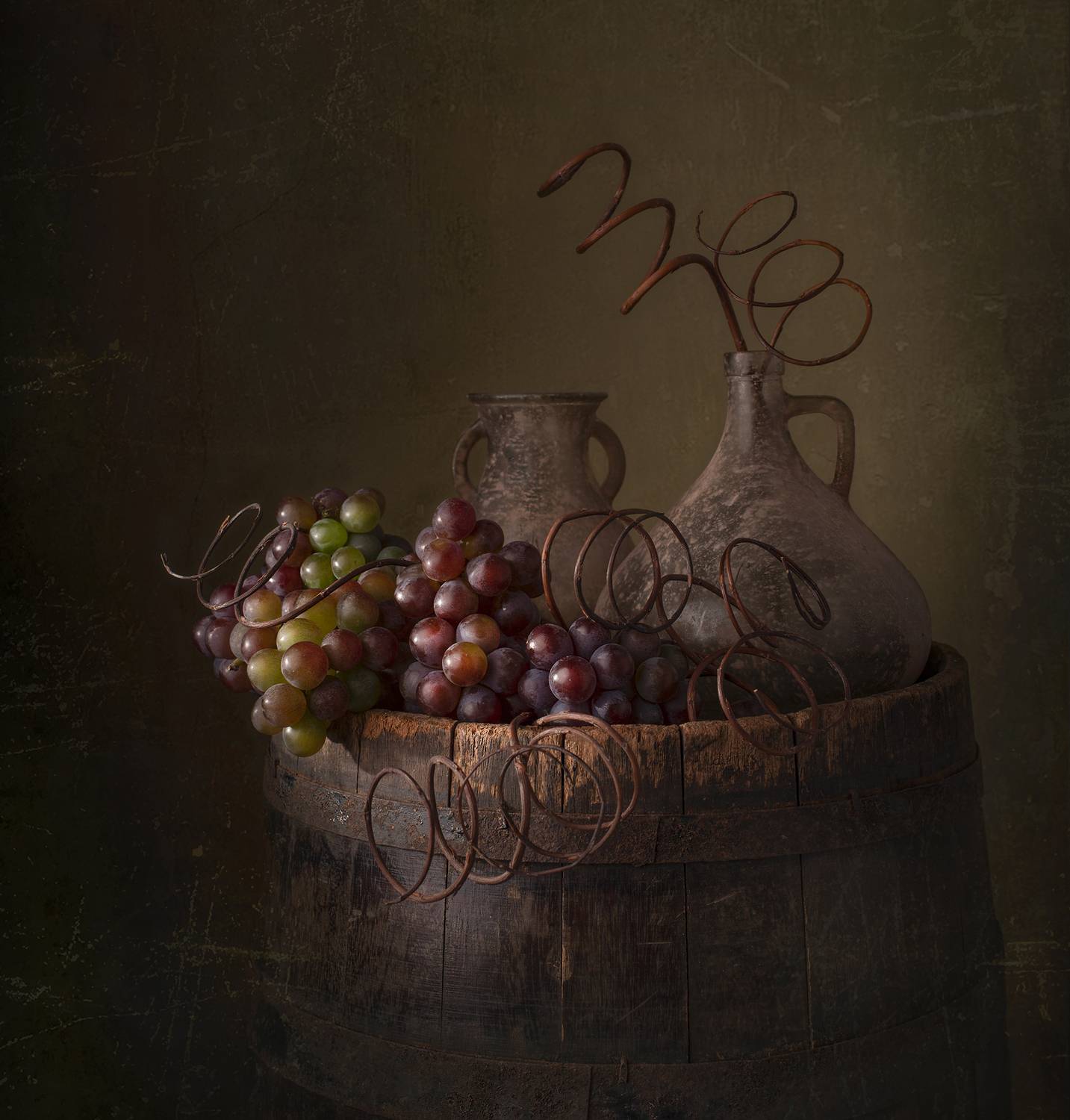 still life, grape, light, shadow, colors, Maria Margareth Perfoncio