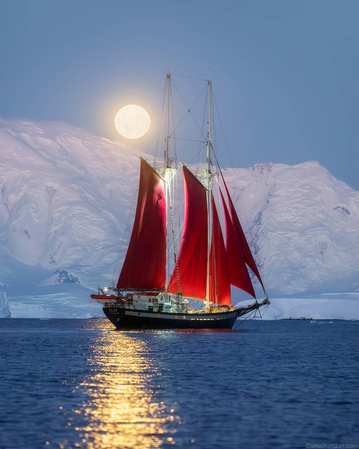 Antarctica, Даниил Коржонов