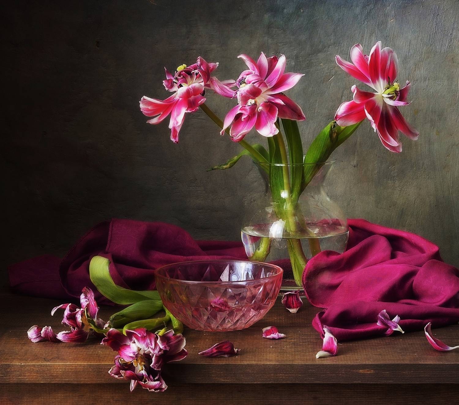 натюрморт,весна,цветы,тюльпаны,увядание,ваза, Наталия К