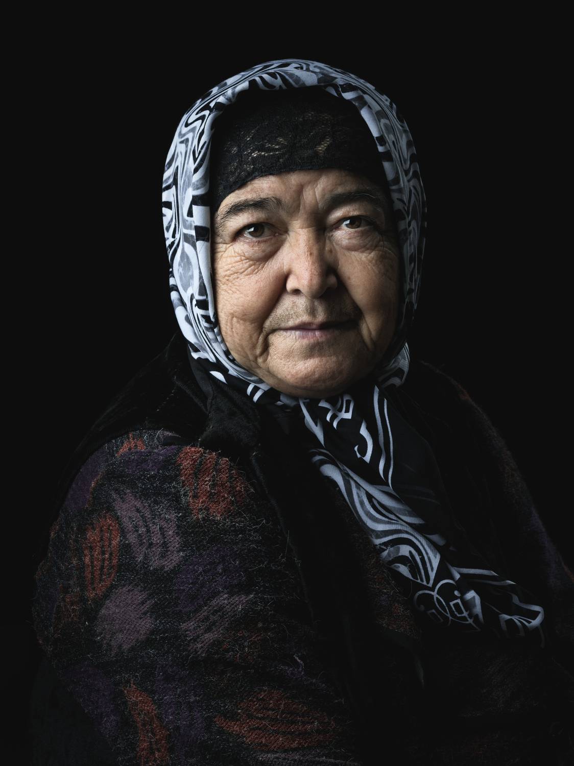 womens portrait, Evgeniy Savikov