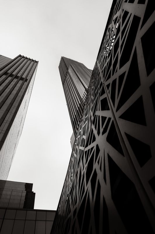 архитектура, здание, симметрия Abu-Dhabi Plaza in Astana фото превью